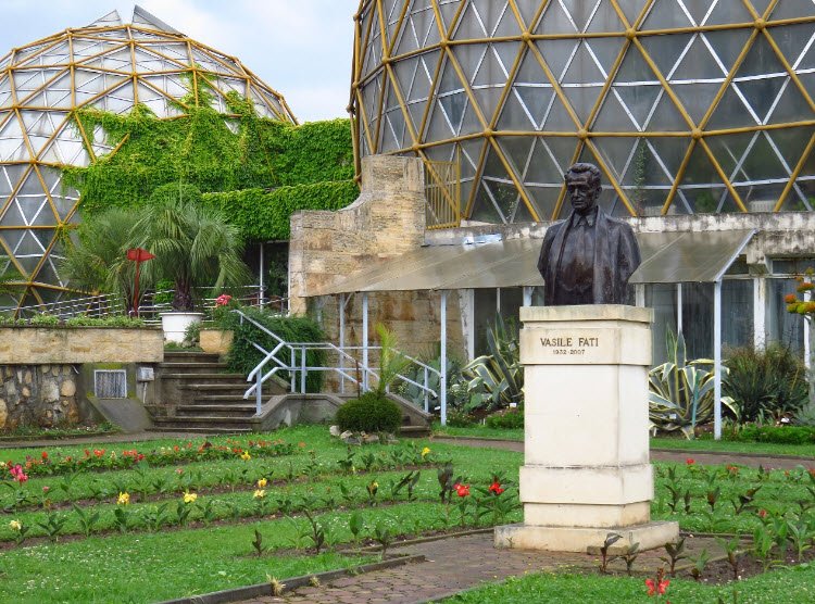 Grădina Botanică Vasile Fati, Jibou, Romania, Romania